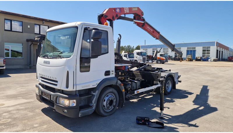 Iveco Eurocargo 120E25 4X2 HMF910 - משאית הרמת וו, משאית מנוף: תמונה 1 Iveco Eurocargo 120E25 4X2 HMF910 - משאית הרמת וו, משאית מנוף: תמונה 1