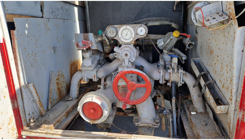 Mercedes-Benz 1113 4X4 new tank - משאית אש: תמונה 5 Mercedes-Benz 1113 4X4 new tank - משאית אש: תמונה 5