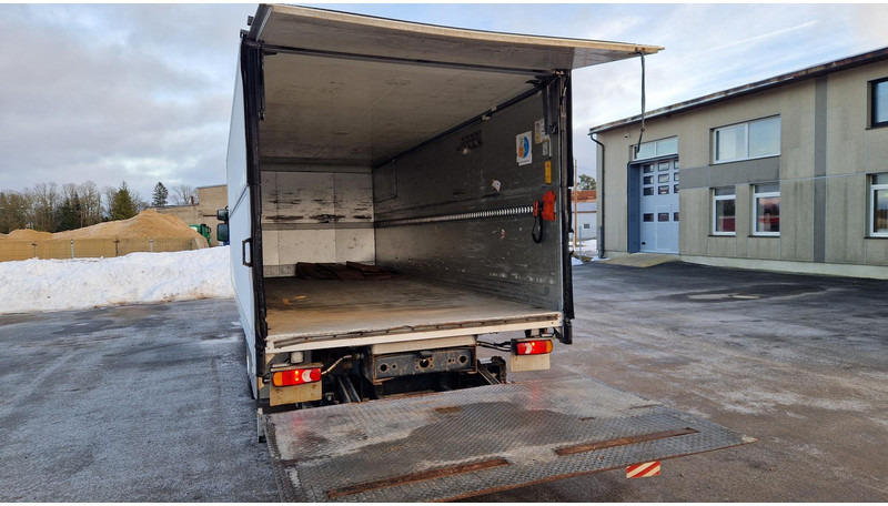 Volvo FL250 4X2 lifting box - משאית תיבה: תמונה 5 Volvo FL250 4X2 lifting box - משאית תיבה: תמונה 5