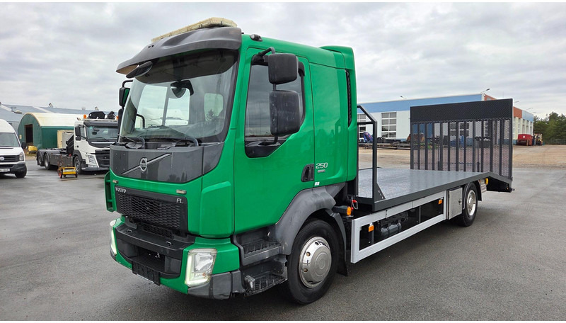 Volvo FL250 4X2 - משאית הובלה אוטומטית: תמונה 1 Volvo FL250 4X2 - משאית הובלה אוטומטית: תמונה 1