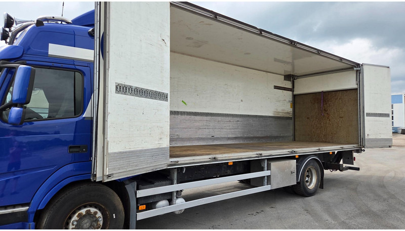 Volvo FM330 4X2 - משאית תיבה: תמונה 5 Volvo FM330 4X2 - משאית תיבה: תמונה 5
