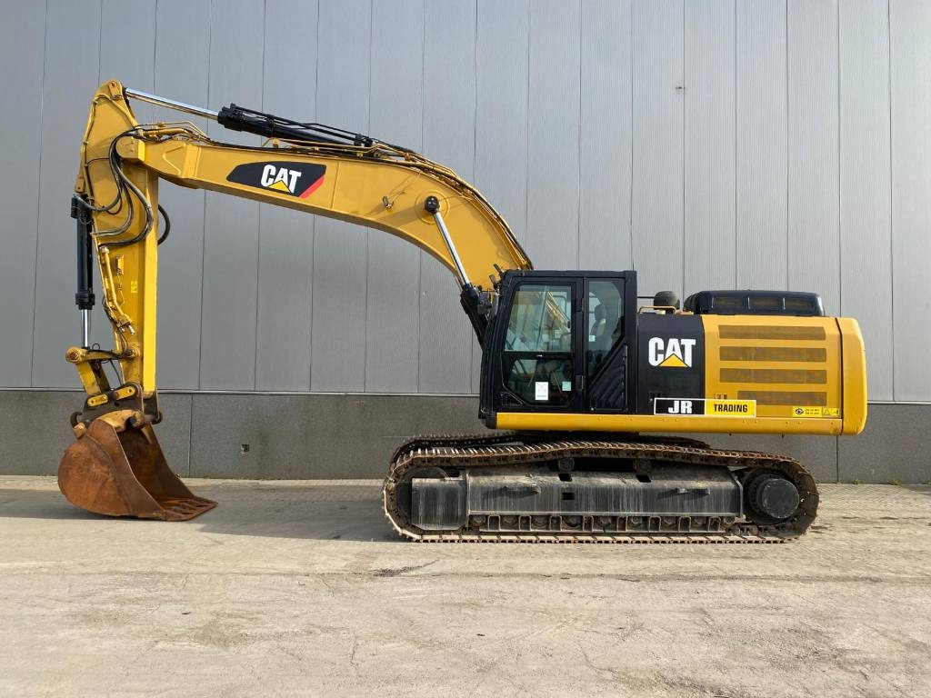 CAT 336F L XE (New Undercarriage) - מחפר סורק: תמונה 1 CAT 336F L XE (New Undercarriage) - מחפר סורק: תמונה 1
