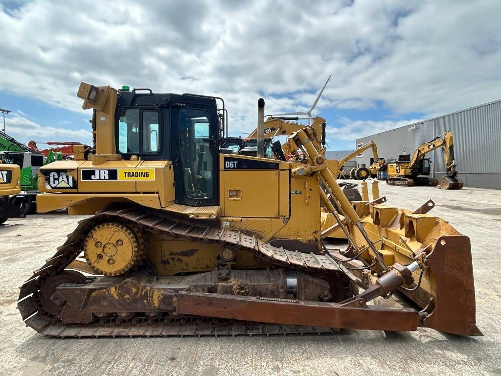 CAT D 6 T XL (Under Preparation + New Tracks) - דחפור: תמונה 1 CAT D 6 T XL (Under Preparation + New Tracks) - דחפור: תמונה 1