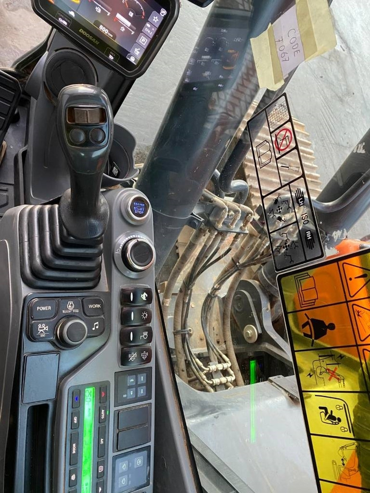 מחפר סורק Doosan DX 300 LC-7: תמונה 15 מחפר סורק Doosan DX 300 LC-7: תמונה 15