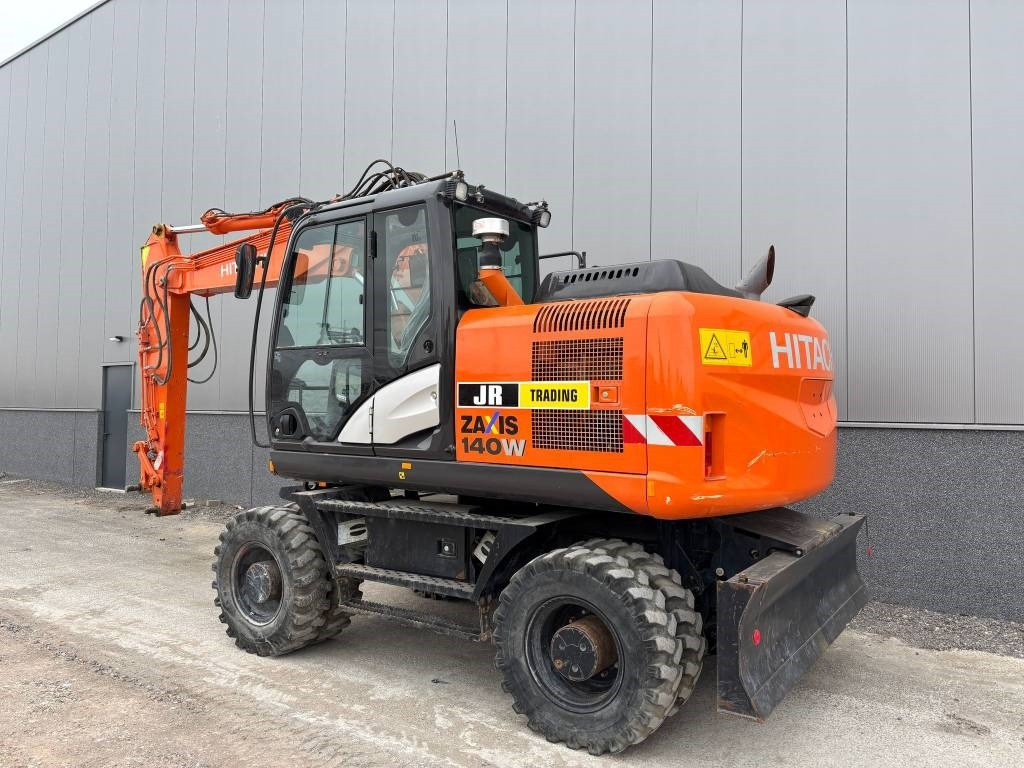 Hitachi ZX 140 W-5B - מחפר גלגלים: תמונה 3 Hitachi ZX 140 W-5B - מחפר גלגלים: תמונה 3