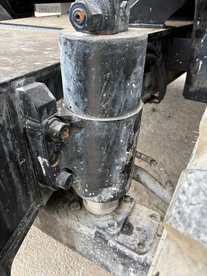 מחפר גלגלים Hitachi ZX 140 W-5B: תמונה 19 מחפר גלגלים Hitachi ZX 140 W-5B: תמונה 19