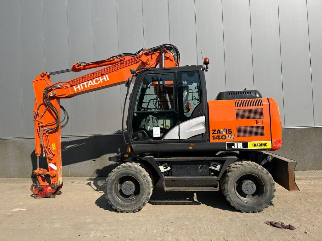 Hitachi ZX 140 W-5B  - מחפר גלגלים: תמונה 1 Hitachi ZX 140 W-5B  - מחפר גלגלים: תמונה 1