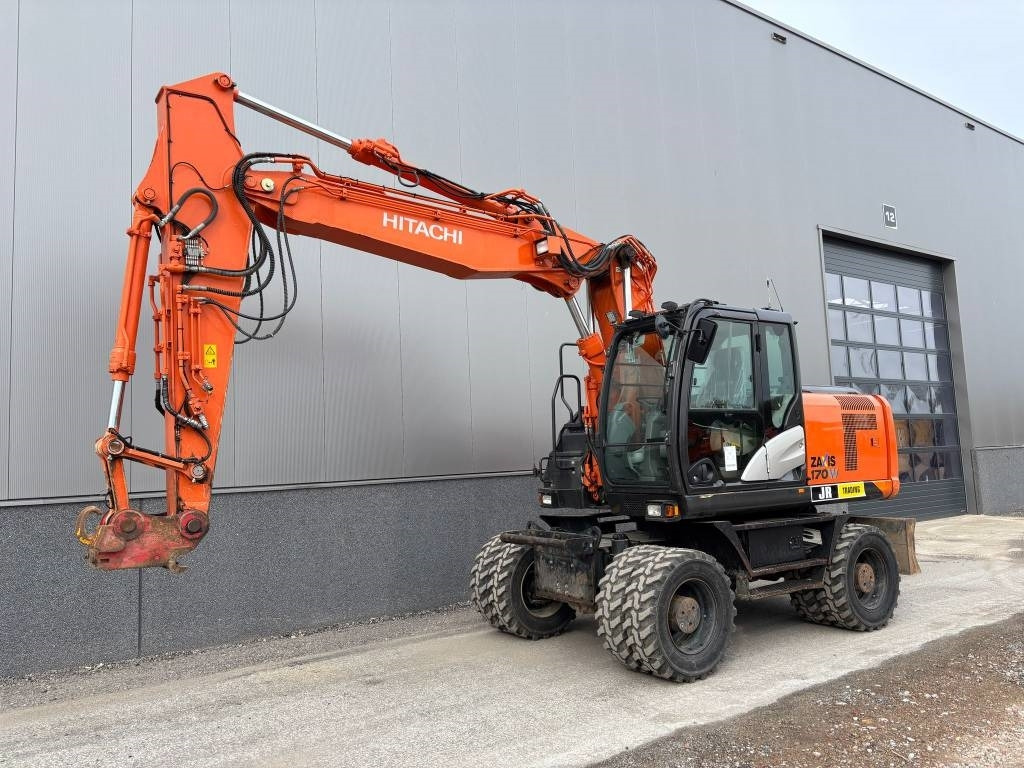 Hitachi ZX 170 W-5 B (low hours/new tires) - מחפר גלגלים: תמונה 2 Hitachi ZX 170 W-5 B (low hours/new tires) - מחפר גלגלים: תמונה 2