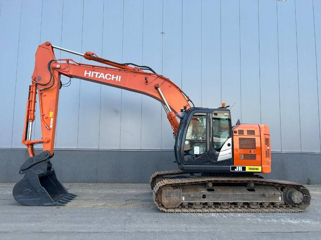 Hitachi ZX 225 US LC-6 - מחפר סורק: תמונה 1 Hitachi ZX 225 US LC-6 - מחפר סורק: תמונה 1