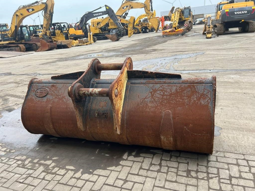 Volvo EC 480 E L coupler + bucket - דלי עבור מכונת בנייה: תמונה 4 Volvo EC 480 E L coupler + bucket - דלי עבור מכונת בנייה: תמונה 4
