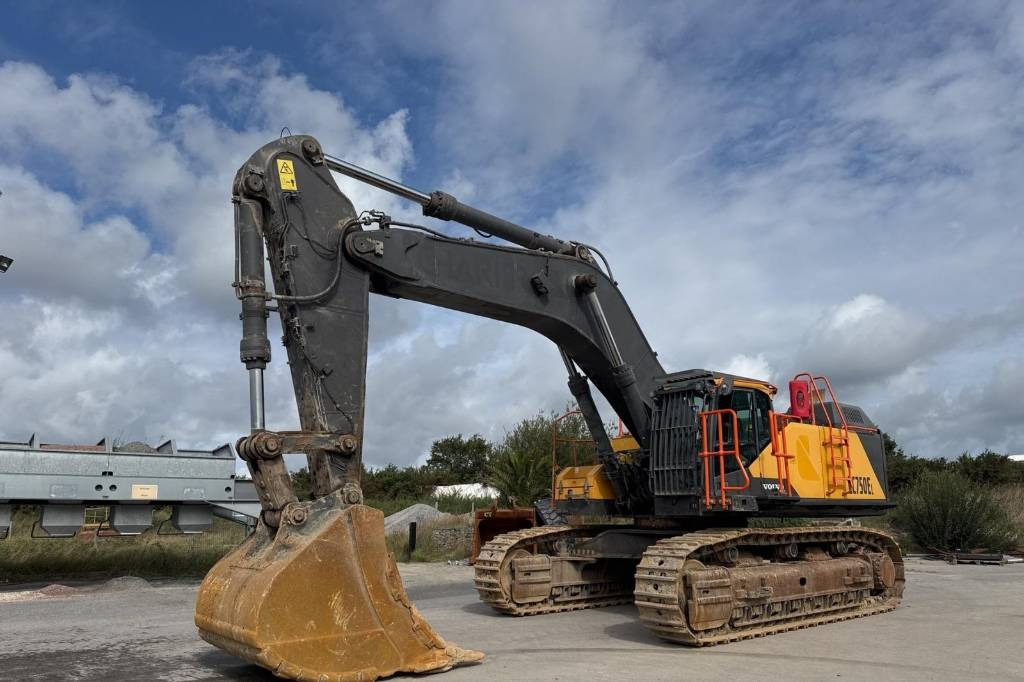 Volvo EC 750 EL (On Transport) - מחפר סורק: תמונה 1 Volvo EC 750 EL (On Transport) - מחפר סורק: תמונה 1