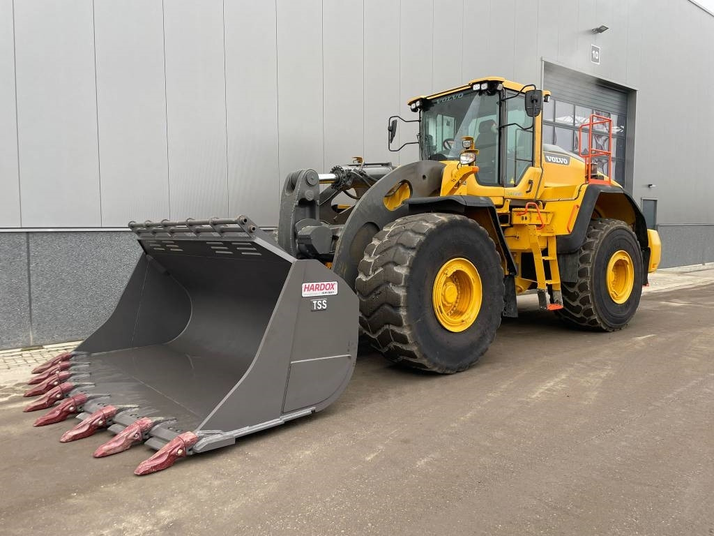 Volvo L 260 H - מעמיס גלגלים: תמונה 2 Volvo L 260 H - מעמיס גלגלים: תמונה 2