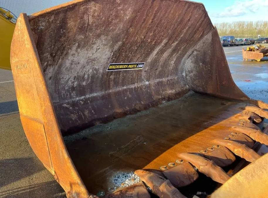 Volvo L350F Rock Bucket (Volvo) - דלי עבור מכונת בנייה: תמונה 1 Volvo L350F Rock Bucket (Volvo) - דלי עבור מכונת בנייה: תמונה 1