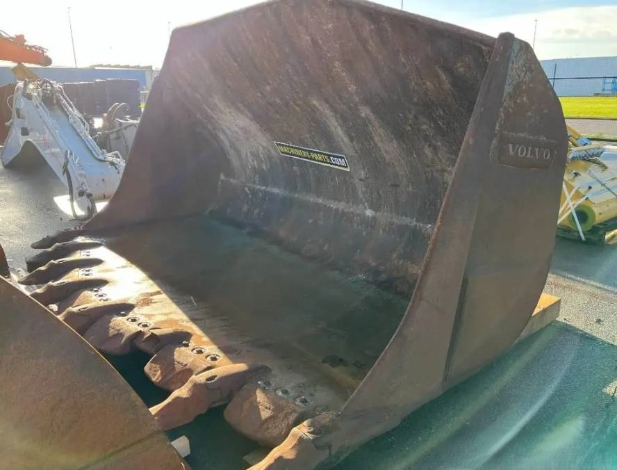 Volvo L350F Rock Bucket (Volvo) - דלי עבור מכונת בנייה: תמונה 2 Volvo L350F Rock Bucket (Volvo) - דלי עבור מכונת בנייה: תמונה 2