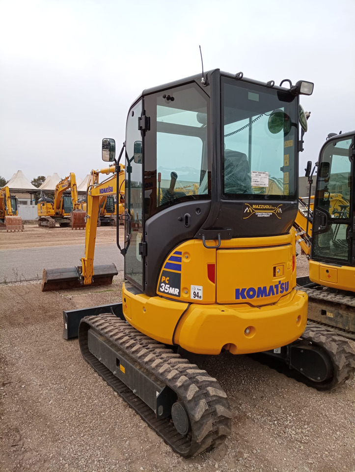 KOMATSU PC35MR-5 - מיני מחפר: תמונה 2 KOMATSU PC35MR-5 - מיני מחפר: תמונה 2