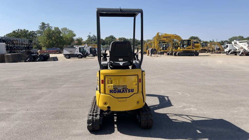 Komatsu PC16 R-3 HS - מיני מחפר: תמונה 4 Komatsu PC16 R-3 HS - מיני מחפר: תמונה 4