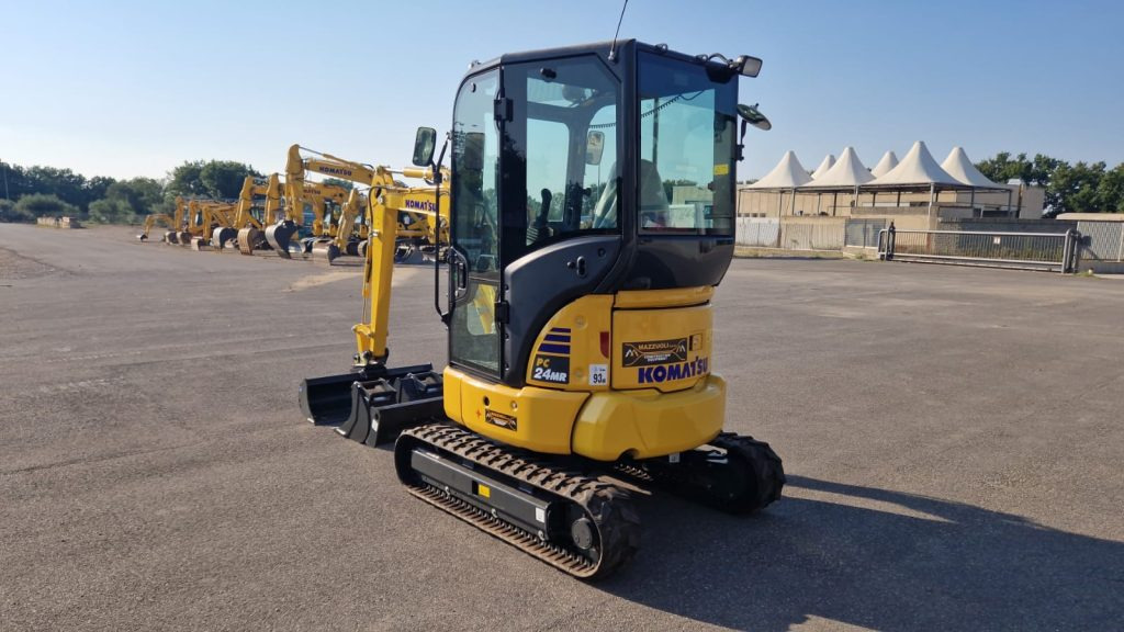 Komatsu PC24 MR-5 - מיני מחפר: תמונה 4 Komatsu PC24 MR-5 - מיני מחפר: תמונה 4