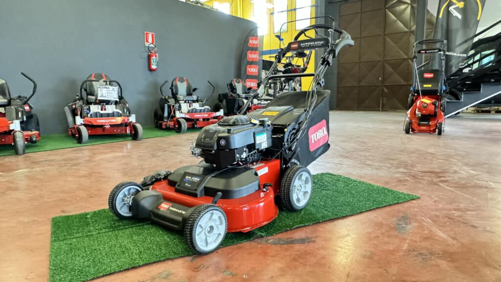 Toro – TimeMaster® TM76 76cm Lawn Mower 21815 - מכסחת גינה: תמונה 1 Toro – TimeMaster® TM76 76cm Lawn Mower 21815 - מכסחת גינה: תמונה 1