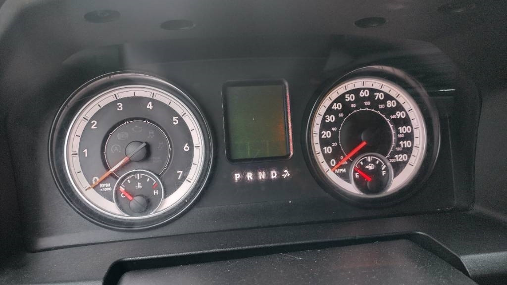 טנדר Dodge RAM 1500 5,7 hemi: תמונה 7