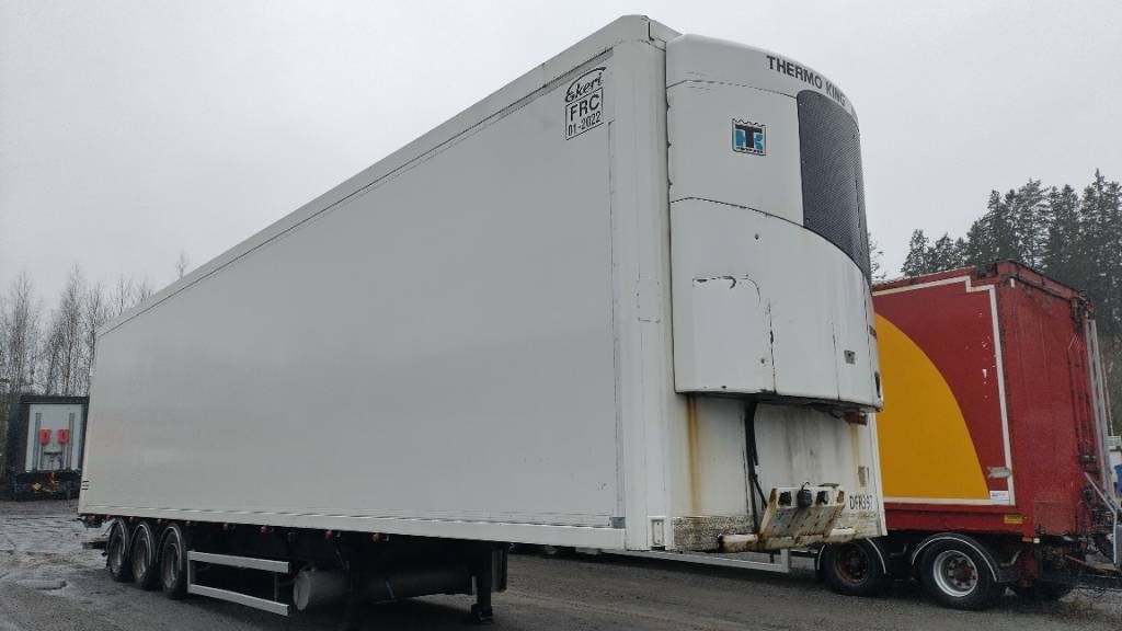 Ekeri Kokosivuauk.sisäkork 3,05 Thermoking 2 taso - סמיטריילר עם קירור: תמונה 3 Ekeri Kokosivuauk.sisäkork 3,05 Thermoking 2 taso - סמיטריילר עם קירור: תמונה 3