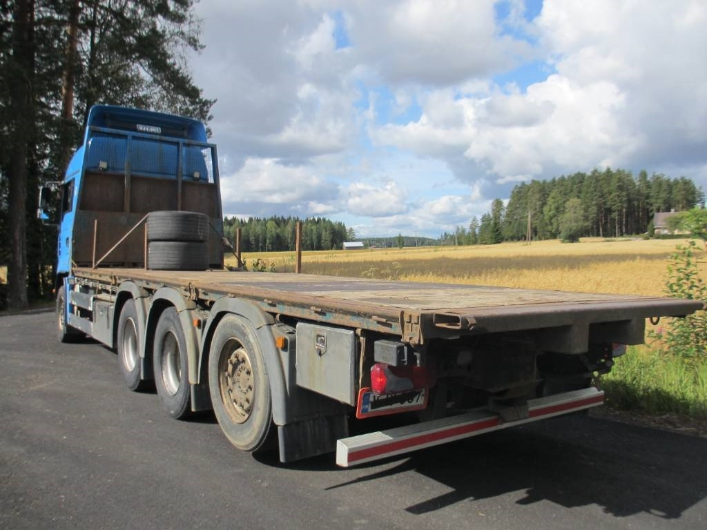 MAN 33.480 8x4 rahtilavalla,jatkoperä - משאית צד נופל/ שטוחה: תמונה 4 MAN 33.480 8x4 rahtilavalla,jatkoperä - משאית צד נופל/ שטוחה: תמונה 4