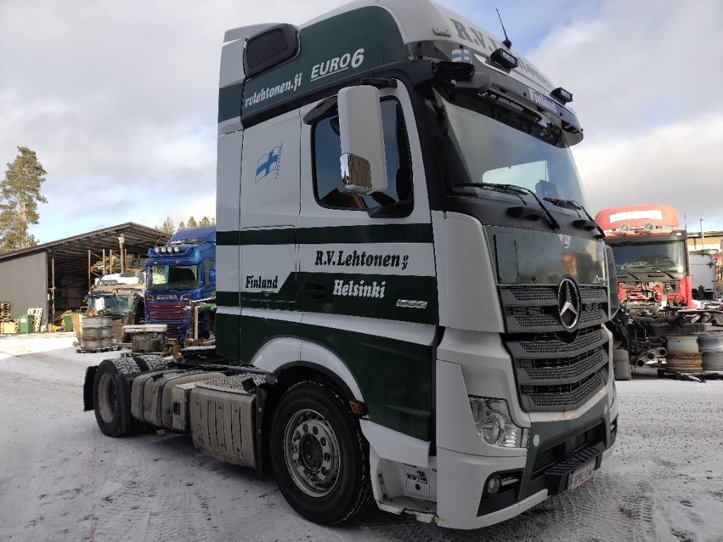 Mercedes-Benz Actros 1848 mega veturi - יחידת טרקטור: תמונה 1 Mercedes-Benz Actros 1848 mega veturi - יחידת טרקטור: תמונה 1