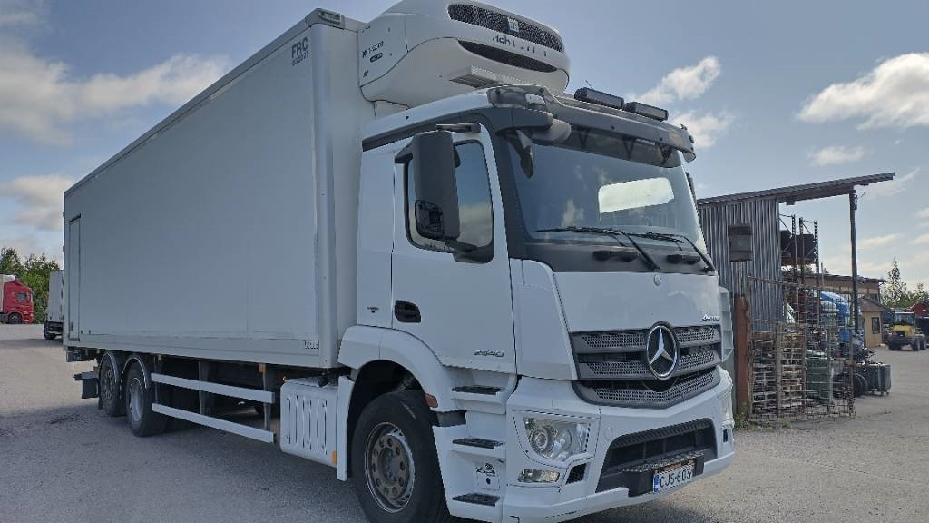Mercedes-Benz Antos 2540 9,5m kylmäkori,Frc 2027 - משאית קירור: תמונה 2 Mercedes-Benz Antos 2540 9,5m kylmäkori,Frc 2027 - משאית קירור: תמונה 2
