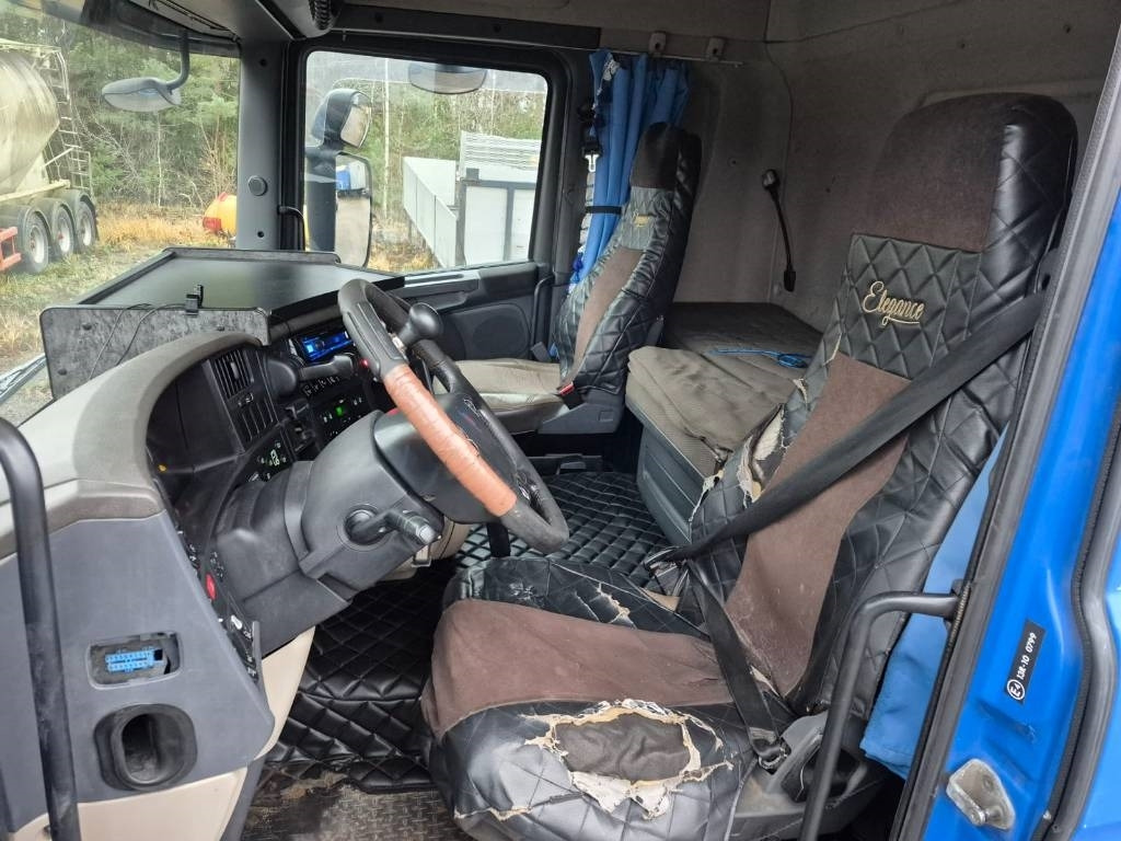 Scania R500 6x2 ilmajousi alusta - משאית עם שלדת תא: תמונה 3 Scania R500 6x2 ilmajousi alusta - משאית עם שלדת תא: תמונה 3