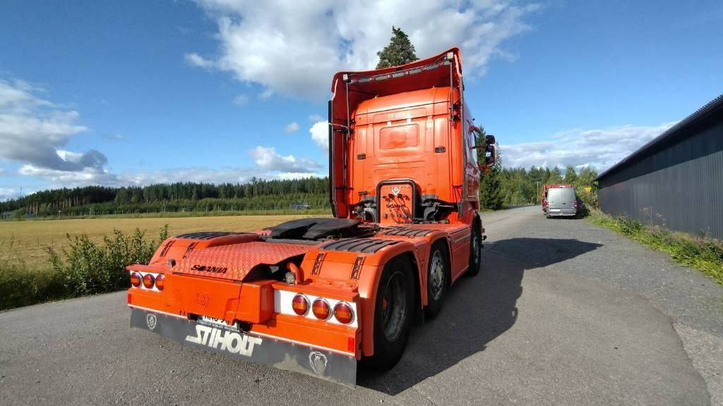 Scania R520 6x2 väliteliveturi,hyvät varusteet - יחידת טרקטור: תמונה 3 Scania R520 6x2 väliteliveturi,hyvät varusteet - יחידת טרקטור: תמונה 3