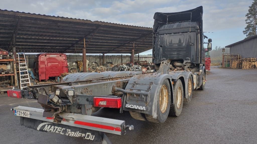 Scania R580 8x2 täysilma alusta,8m runko  - משאית עם שלדת תא: תמונה 3 Scania R580 8x2 täysilma alusta,8m runko  - משאית עם שלדת תא: תמונה 3