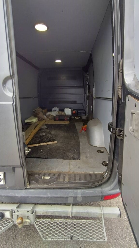 Volkswagen Crafter - כלי רכב מסחרי עם לוח: תמונה 4 Volkswagen Crafter - כלי רכב מסחרי עם לוח: תמונה 4