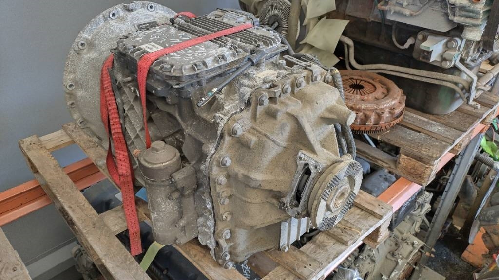Volvo AT2612F dual pumpulla,320tkm - תיבת הילוכים עבור משאית: תמונה 1 Volvo AT2612F dual pumpulla,320tkm - תיבת הילוכים עבור משאית: תמונה 1