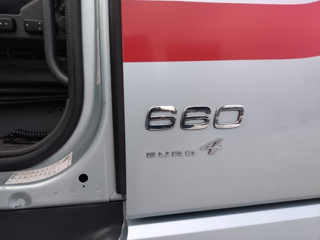Volvo FH16 660 4x2 vetoauto - יחידת טרקטור: תמונה 5 Volvo FH16 660 4x2 vetoauto - יחידת טרקטור: תמונה 5