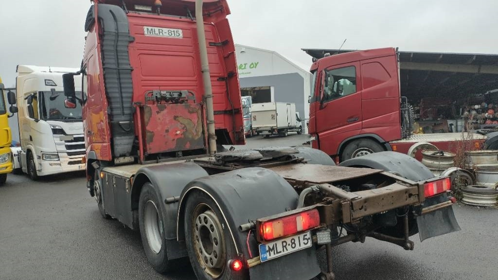 Volvo FH480 6x2 takateli veturi, hydrauliikka,manuaali  - יחידת טרקטור: תמונה 3 Volvo FH480 6x2 takateli veturi, hydrauliikka,manuaali  - יחידת טרקטור: תמונה 3