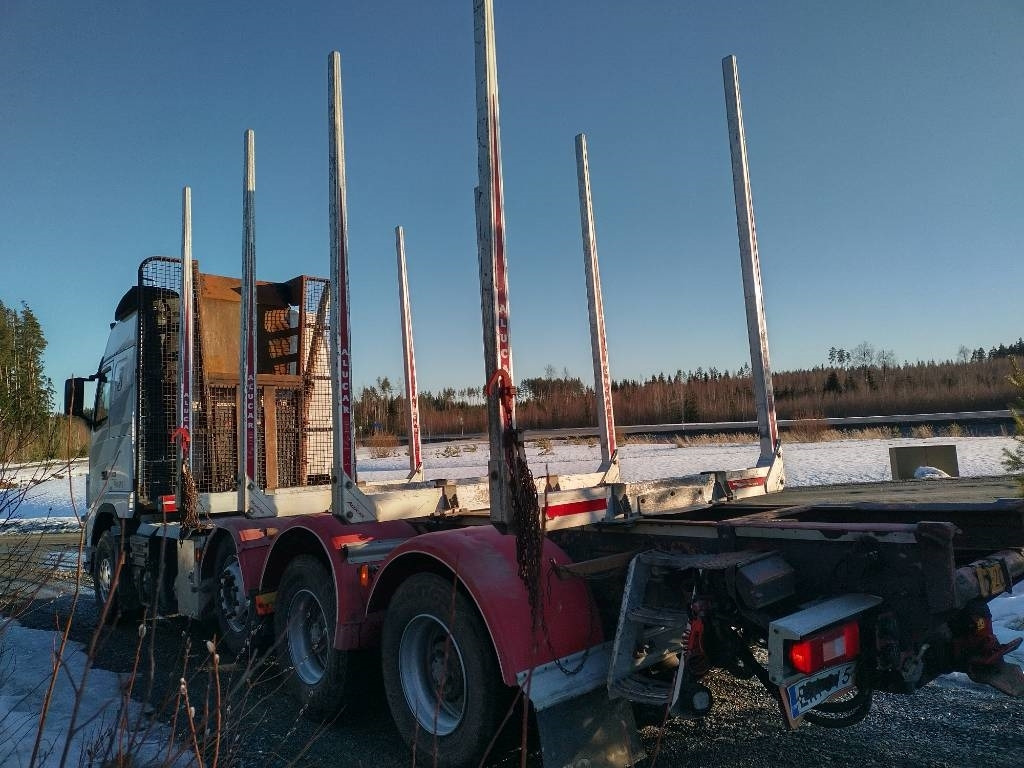 Volvo FH750 puuvarustus, napaperät,trippeli - משאית עץ: תמונה 5 Volvo FH750 puuvarustus, napaperät,trippeli - משאית עץ: תמונה 5