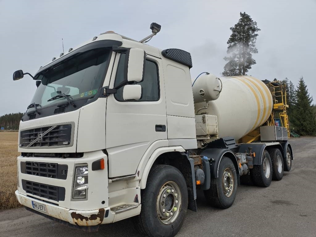 Volvo FM13 10*4 betoniauto,ränni - משאית מערבלת בטון: תמונה 3 Volvo FM13 10*4 betoniauto,ränni - משאית מערבלת בטון: תמונה 3