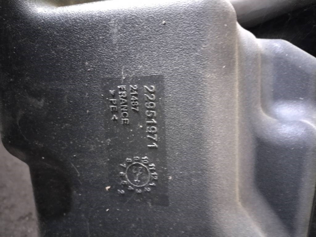 Volvo Polttoaine tankki 2+2 - מסגרת/ שלדה עבור משאית: תמונה 3 Volvo Polttoaine tankki 2+2 - מסגרת/ שלדה עבור משאית: תמונה 3