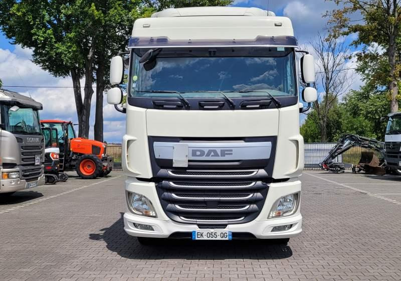 DAF XF510 SPACE CAB / SPROWADZONY / MANUAL / RETARDER - יחידת טרקטור: תמונה 2 DAF XF510 SPACE CAB / SPROWADZONY / MANUAL / RETARDER - יחידת טרקטור: תמונה 2