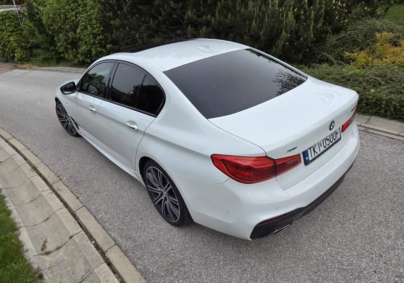 Inna BMW 530 D SERIA 5 XDRIVE M SPORT - מכונית: תמונה 4 Inna BMW 530 D SERIA 5 XDRIVE M SPORT - מכונית: תמונה 4