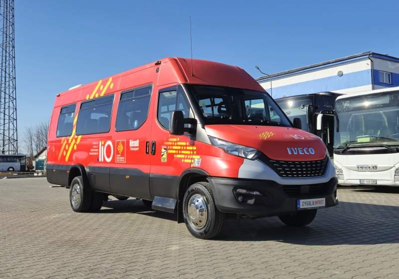 Iveco DAILY 65C18/SPROWADZONE/23 MIEJSCA/KLIM/WINDA - מיניבוס, כלי רכב מסחרי לנוסעים: תמונה 4 Iveco DAILY 65C18/SPROWADZONE/23 MIEJSCA/KLIM/WINDA - מיניבוס, כלי רכב מסחרי לנוסעים: תמונה 4