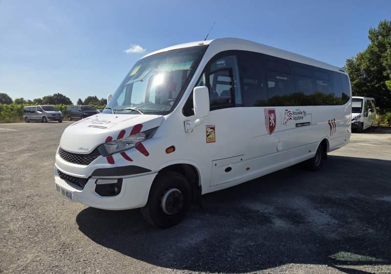 Iveco FERQUI SUNRISE/ SPROWADZONE / 35 MIEJSC - אוטובוס פרברים: תמונה 1 Iveco FERQUI SUNRISE/ SPROWADZONE / 35 MIEJSC - אוטובוס פרברים: תמונה 1