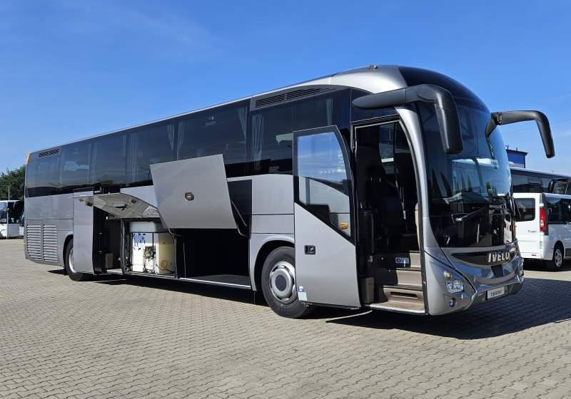 Iveco MAGELYS HD / SPROWADZONY/ MANUAL/ EURO 6 - אוטובוס בין עירוני: תמונה 3 Iveco MAGELYS HD / SPROWADZONY/ MANUAL/ EURO 6 - אוטובוס בין עירוני: תמונה 3