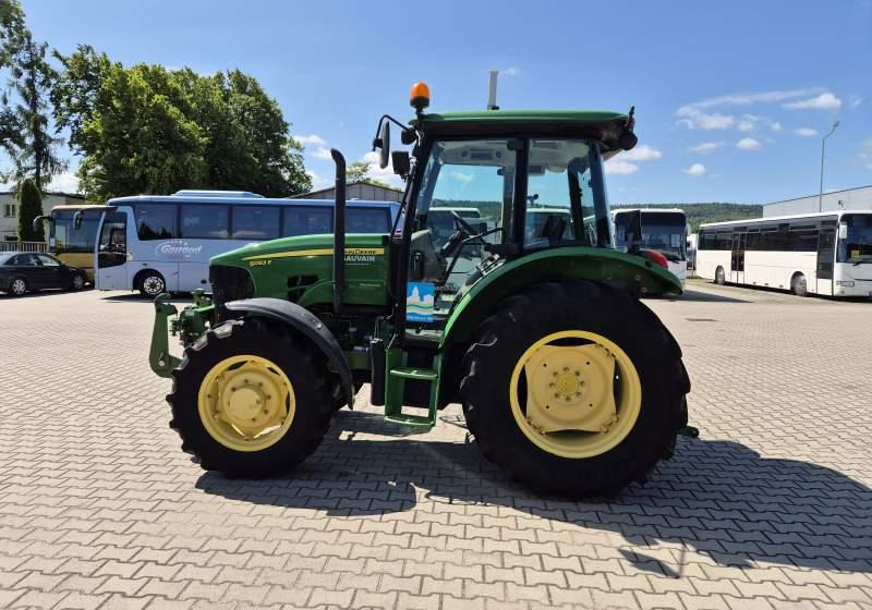 JonDeere 5083 E / SPROWADZONY / 1734 MTH / KLIMATYZACJA - טרקטור חקלאי: תמונה 5 JonDeere 5083 E / SPROWADZONY / 1734 MTH / KLIMATYZACJA - טרקטור חקלאי: תמונה 5