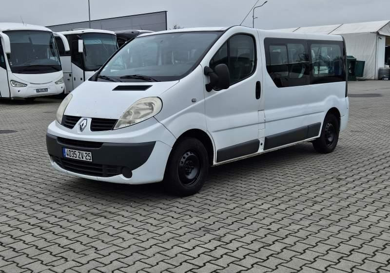 Renault TRAFIC 2.0 DCI 90 COMBI L2H1 / SPROWADZONY - מיניבוס, כלי רכב מסחרי לנוסעים: תמונה 1 Renault TRAFIC 2.0 DCI 90 COMBI L2H1 / SPROWADZONY - מיניבוס, כלי רכב מסחרי לנוסעים: תמונה 1