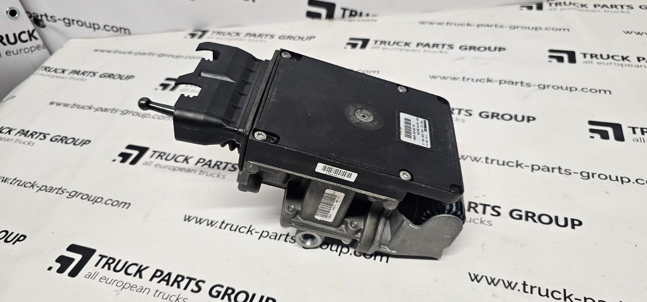 MAN TGL, TGM brake main valve modulator EBS, ABS, CBU 4800200200, 49820396200, 81521306304, 81521306285, 81521306288, 81521306292, 81521306297, 81521306300, 81521306304, 4462300152, 4800200030, 480020 - שסתום בלמים עבור משאית: תמונה 4 MAN TGL, TGM brake main valve modulator EBS, ABS, CBU 4800200200, 49820396200, 81521306304, 81521306285, 81521306288, 81521306292, 81521306297, 81521306300, 81521306304, 4462300152, 4800200030, 480020 - שסתום בלמים עבור משאית: תמונה 4