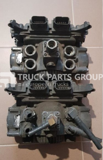MERCEDES-BENZ Actros Axor MP2, MP3, EURO3, EURO5, axle gear modulator, rear ax crane - שסתום בלמים עבור משאית: תמונה 4 MERCEDES-BENZ Actros Axor MP2, MP3, EURO3, EURO5, axle gear modulator, rear ax crane - שסתום בלמים עבור משאית: תמונה 4