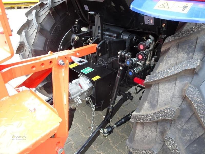LOVOL Lovol 254 25PS M254 Kabine Frontlader Foton Traktor Schlepper NEU - טרקטור חקלאי: תמונה 5 LOVOL Lovol 254 25PS M254 Kabine Frontlader Foton Traktor Schlepper NEU - טרקטור חקלאי: תמונה 5