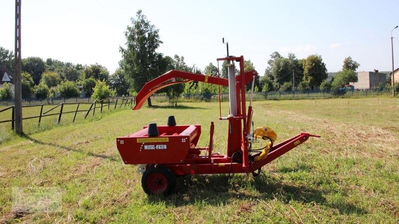 Metal-Fach Z237 Ballenwickelgerät Rundballenwickler Selbstlader NEU - עוטף צרור: תמונה 3 Metal-Fach Z237 Ballenwickelgerät Rundballenwickler Selbstlader NEU - עוטף צרור: תמונה 3