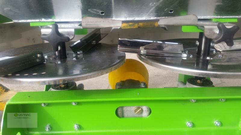 Vemac Düngerstreuer Salzstreuer Streuer Winterdienst Sandstreuer - מפזרת דשן: תמונה 2 Vemac Düngerstreuer Salzstreuer Streuer Winterdienst Sandstreuer - מפזרת דשן: תמונה 2