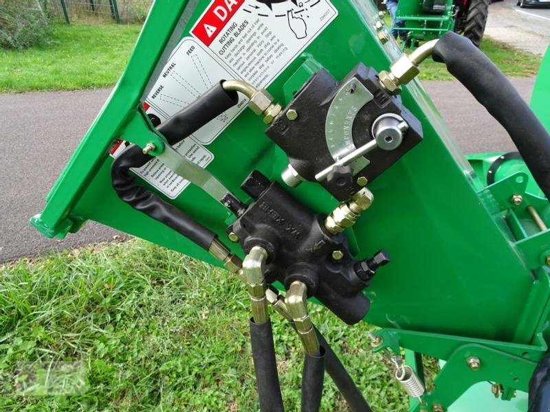Vemac Eco16H Holzschredder Holzhäcksler Häcksler Schredder Hydraul - מגרסת עץ: תמונה 4 Vemac Eco16H Holzschredder Holzhäcksler Häcksler Schredder Hydraul - מגרסת עץ: תמונה 4